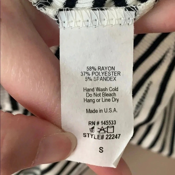 W5 black and white cutout striped tank sz sm - Picture 5 of 5